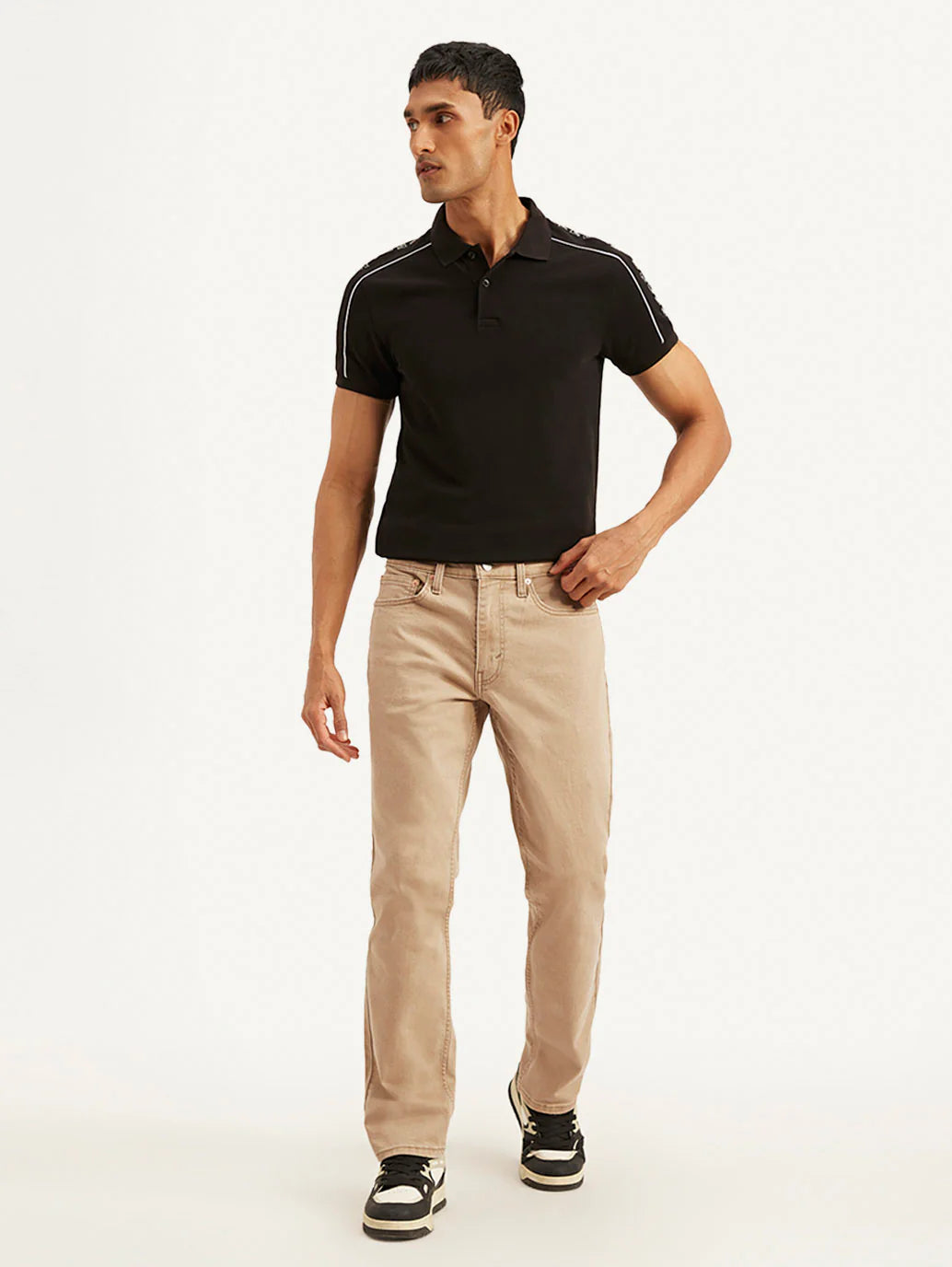Jean athlétique 541 beige taille mi-haute